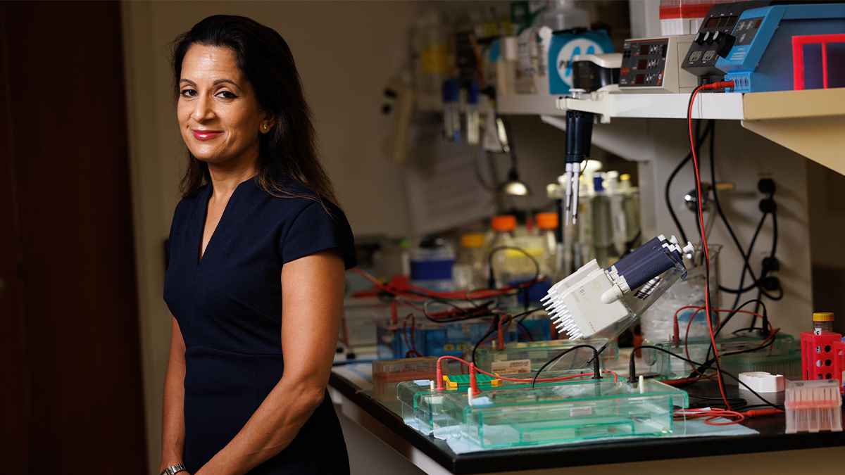 Svati Shah poses in her lab