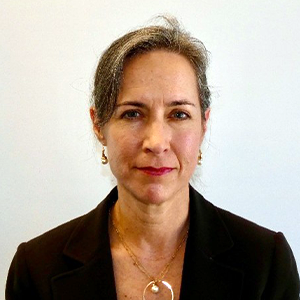 Holly Biola